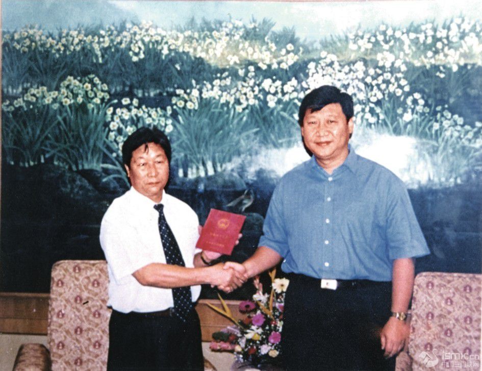 20007(x)ƽ鸣r(nng)ִW(xu)ռCl(f)ʡһȹsu(y)CDԴ(x)ƽڸ£