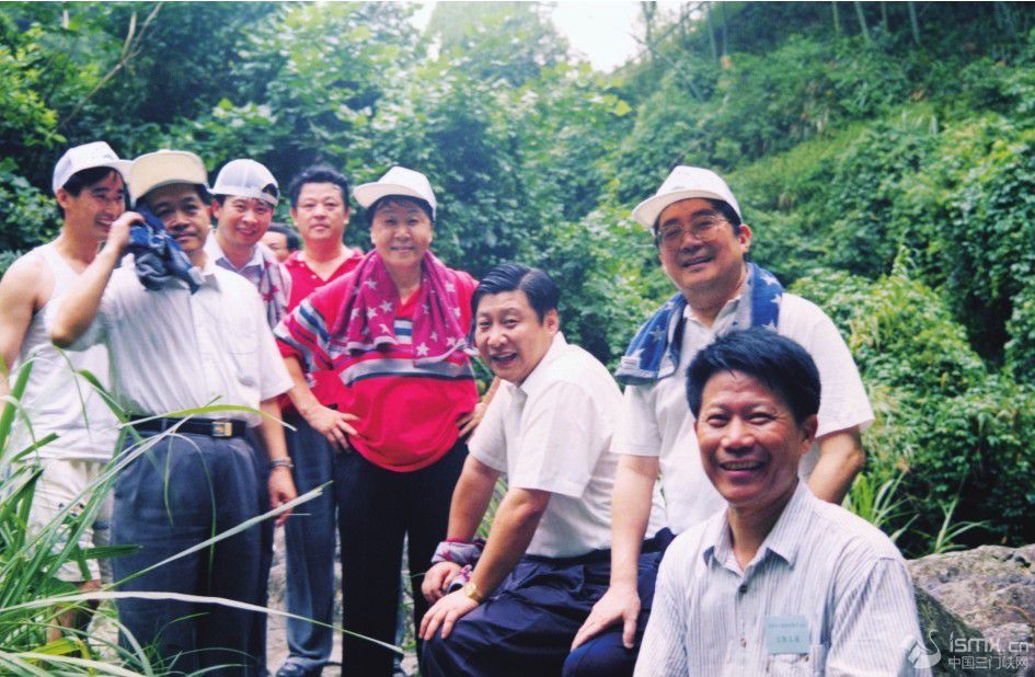 19996(x)ƽڸɭֹ@Ӽo(j)ëϯl(f)չw\(yn)(dng)(qing)w|(zh)}~47ɽ(dng)DƬԴ(x)ƽڸ(c)