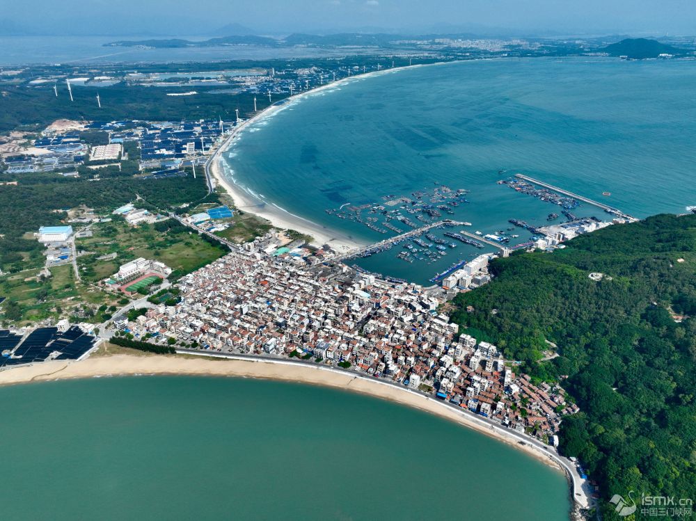 �@��2024��10��16���Ĕz�ĸ���ʡ�����Ж|ɽ�h�ĽǴ壨�o�˙C(j��)��Ƭ�������A��ӛ�߽��˼t�z